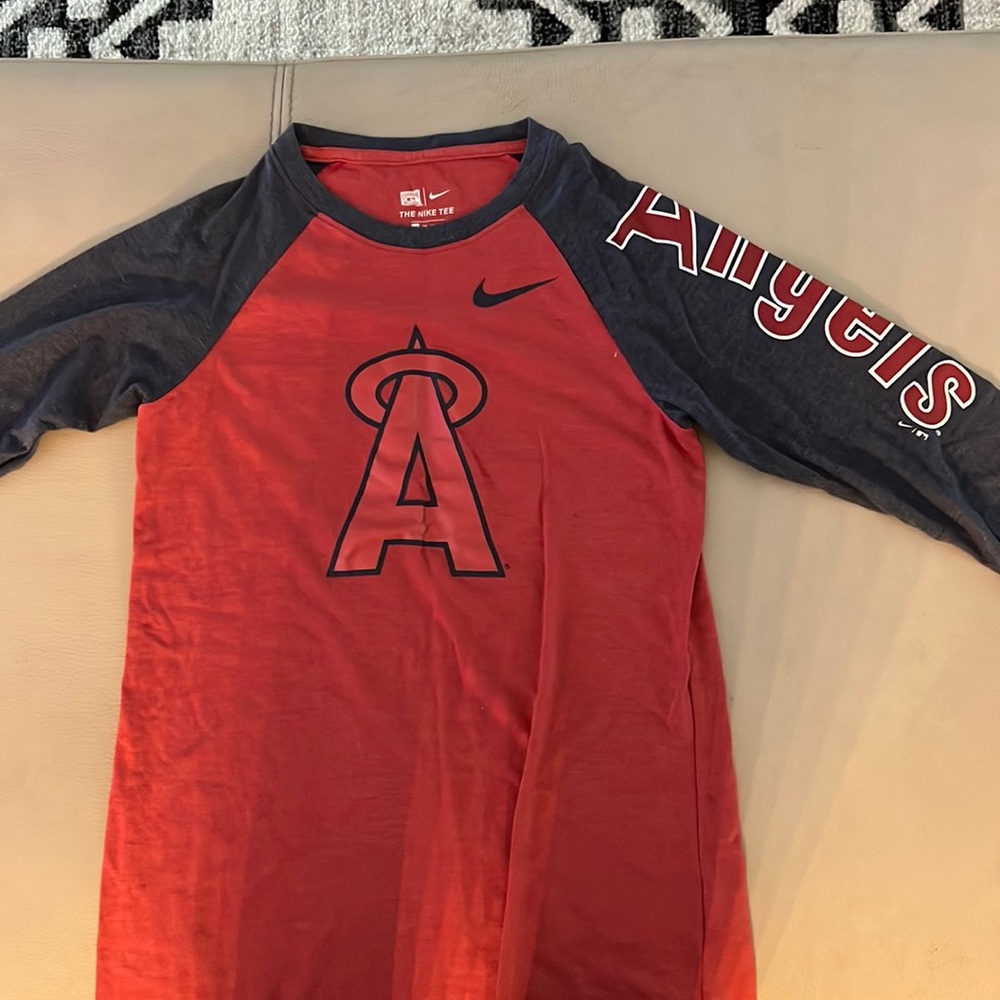 The Nike tee Angels